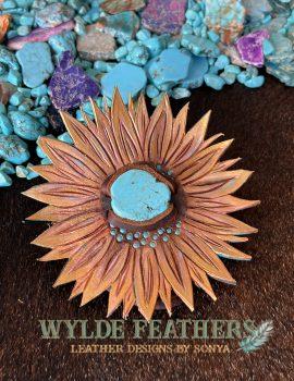 gold and bronze with turquoise how lite in middle