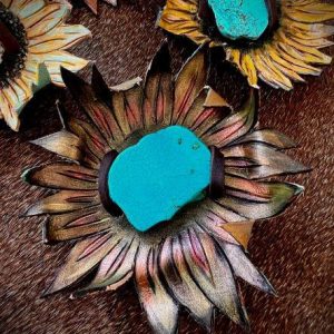 leather sunflower metallic green with magenta and brown and center how lite stone